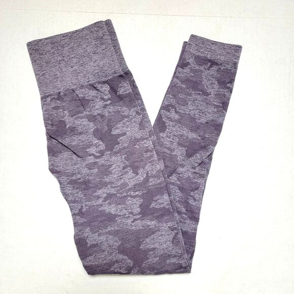 Gymshark Purple Camo Seamless Leggings SZ Small